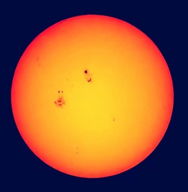 太阳黑子图.jpg