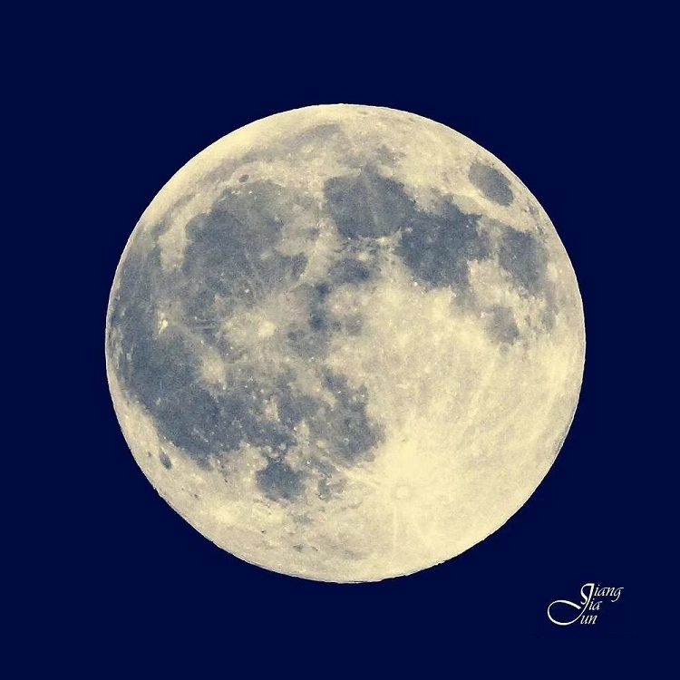 月亮.jpg